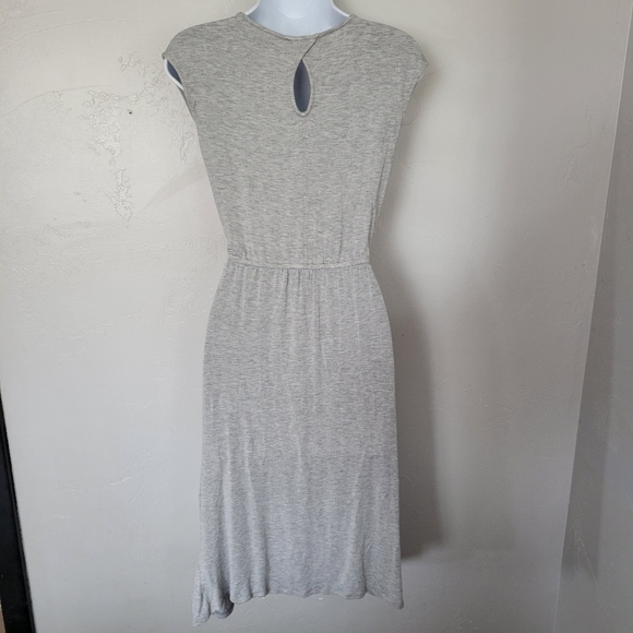 DE Collection Women's XS Heather Grey Cap Sleeve Midi Dress V-neck Keyhole Soft - Picture 5 of 10